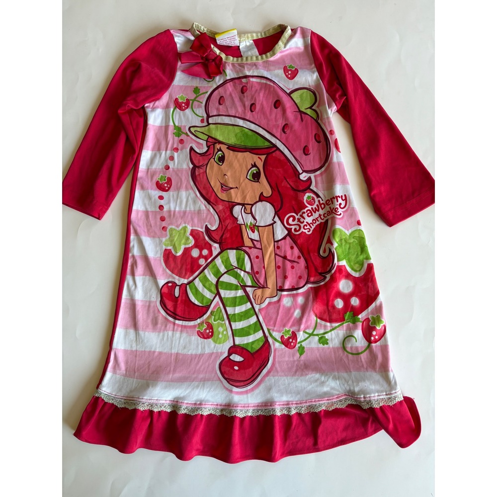 Strawberry Shortcakeโ Girls Pink Striped LS Nightgown Ruffle Hem 2013 Y2K